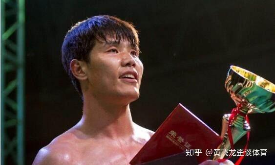 如何评价2018ufc北京站后方便发微博质疑李景亮