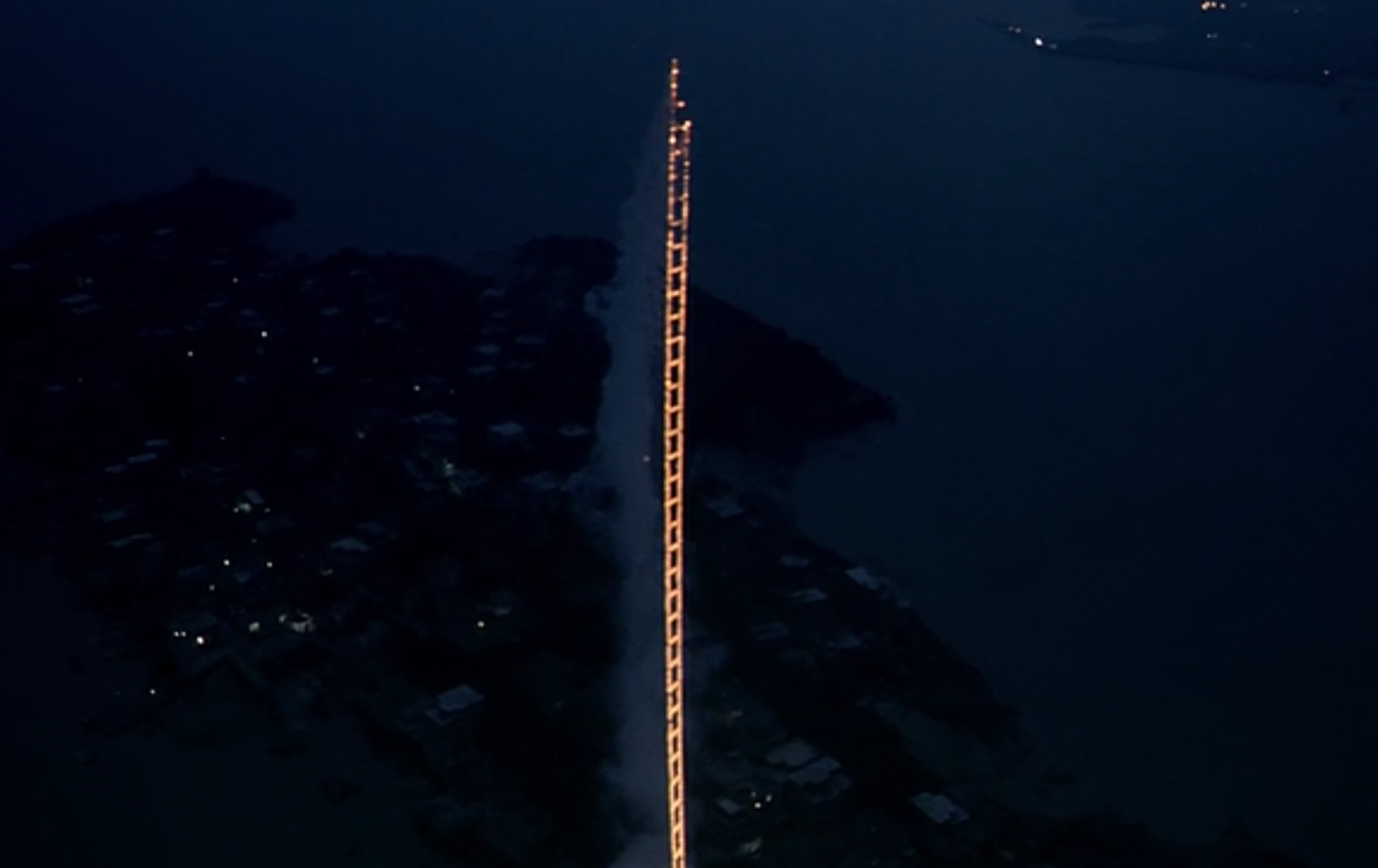 《天梯》:一部关于烟火艺术家蔡国强的纪录片