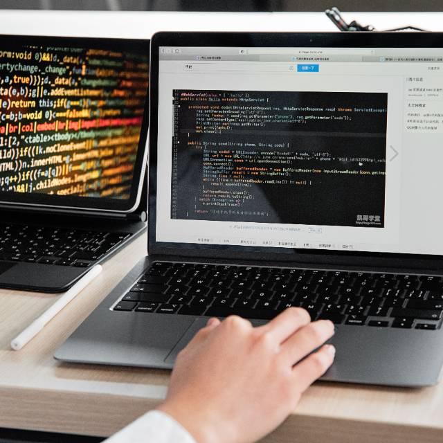 输出 Token 的费率普遍比输入 Token 贵，背后的经济与技术逻辑是什么？