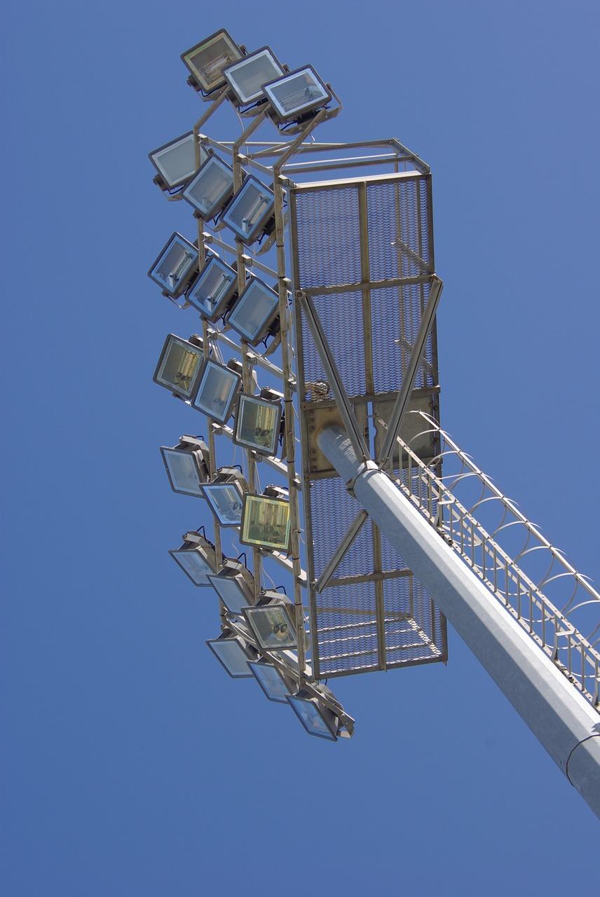 报告厅升起多少