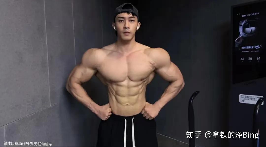 健美圈的"刘恺威"?这绝美顶级胸肌,有点硬!