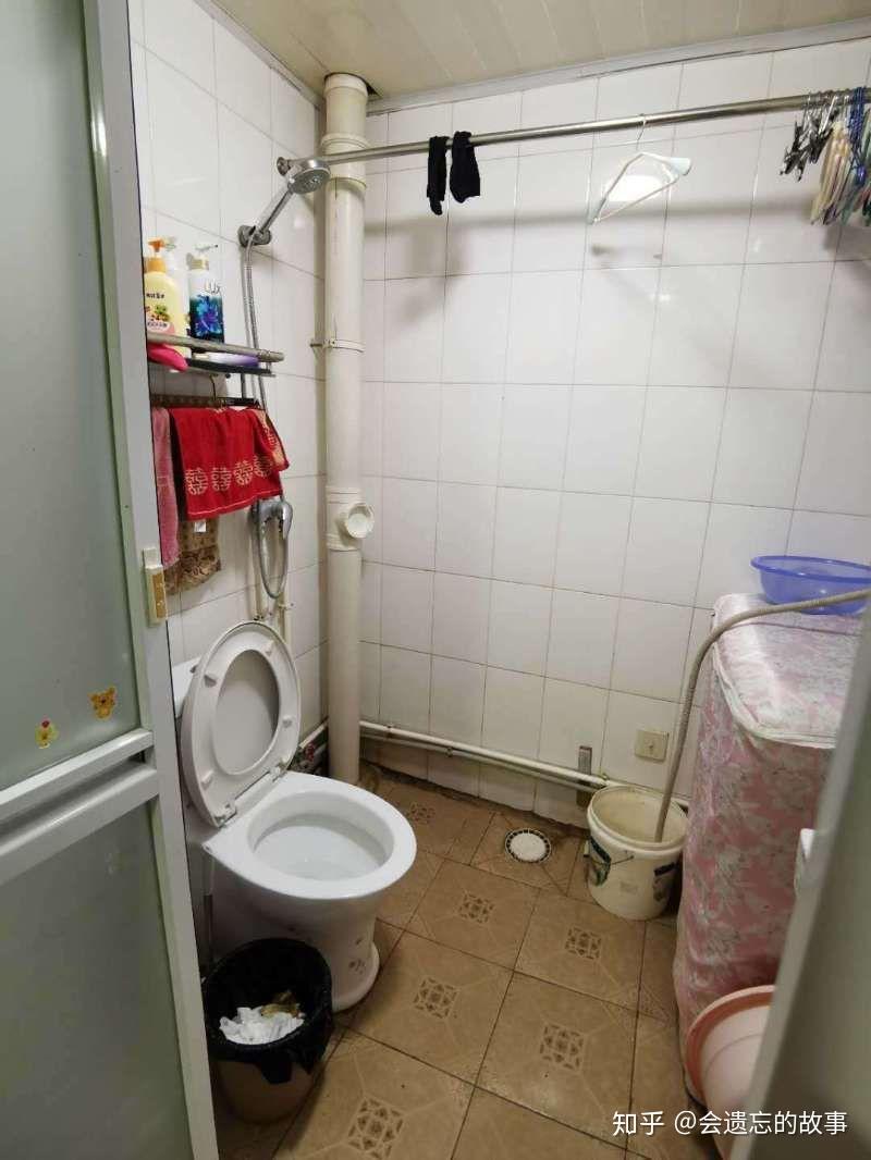 这种老旧卫生间怎么改啊