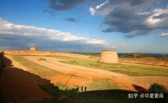 威坪堡,铁山堡,杀虎堡,三十二长城等作为取景地;电视连续剧《西口长歌
