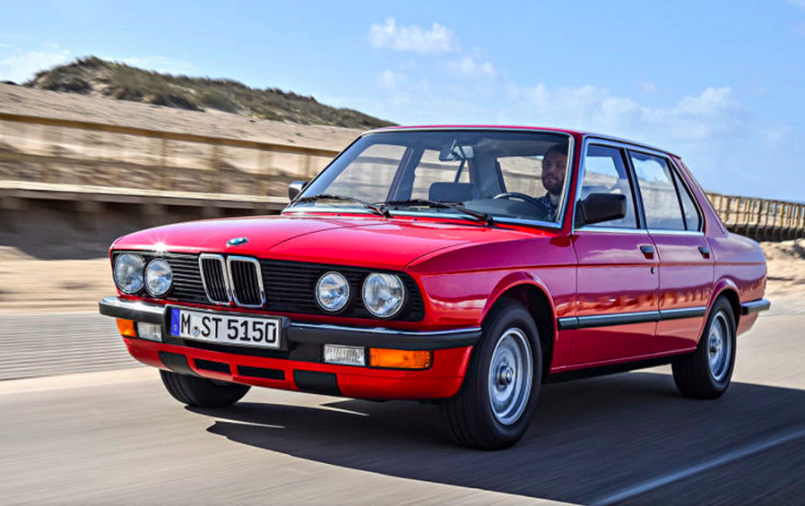 第二代宝马5系e281981年1988年