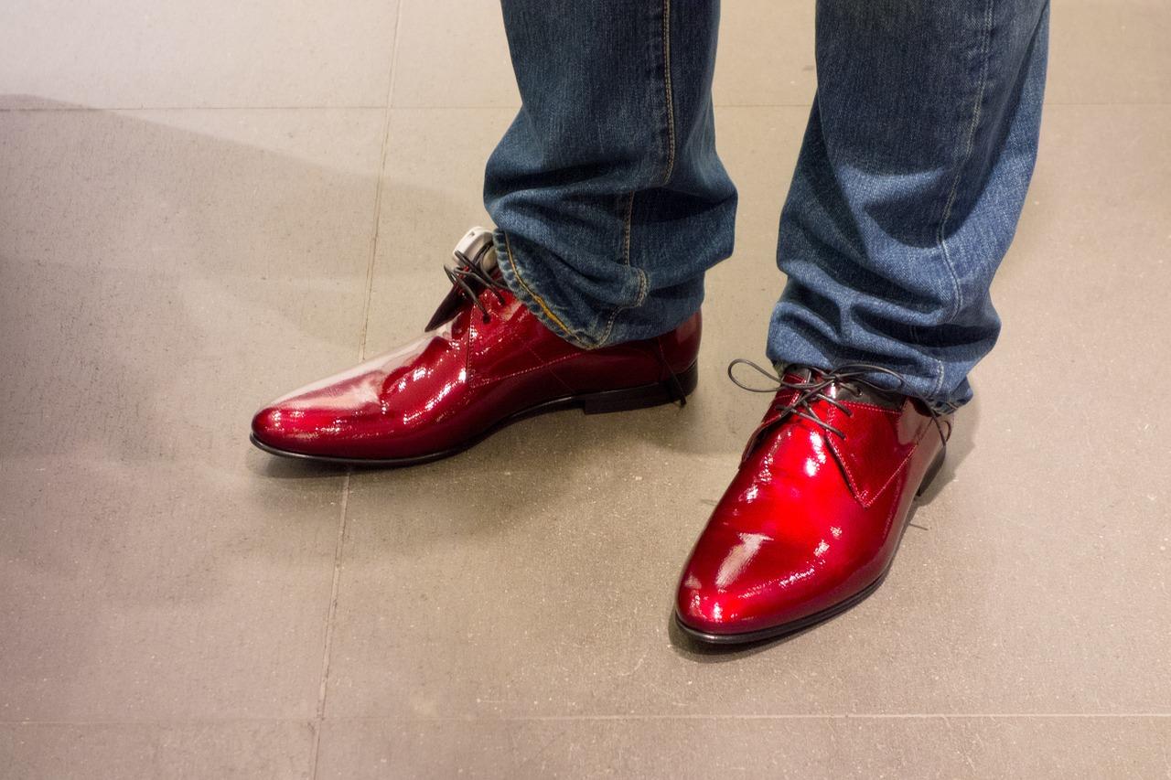 2. 德国汉高鞋油佳