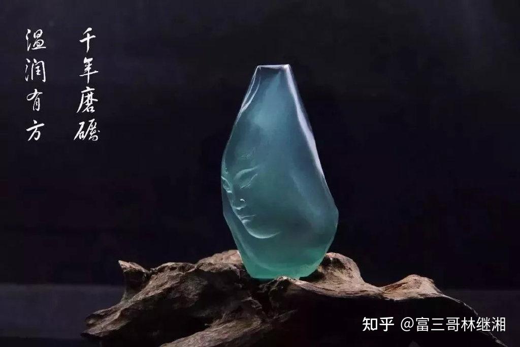 55克顶级龙石种翡翠现世，秒杀帝王绿！ - 知乎