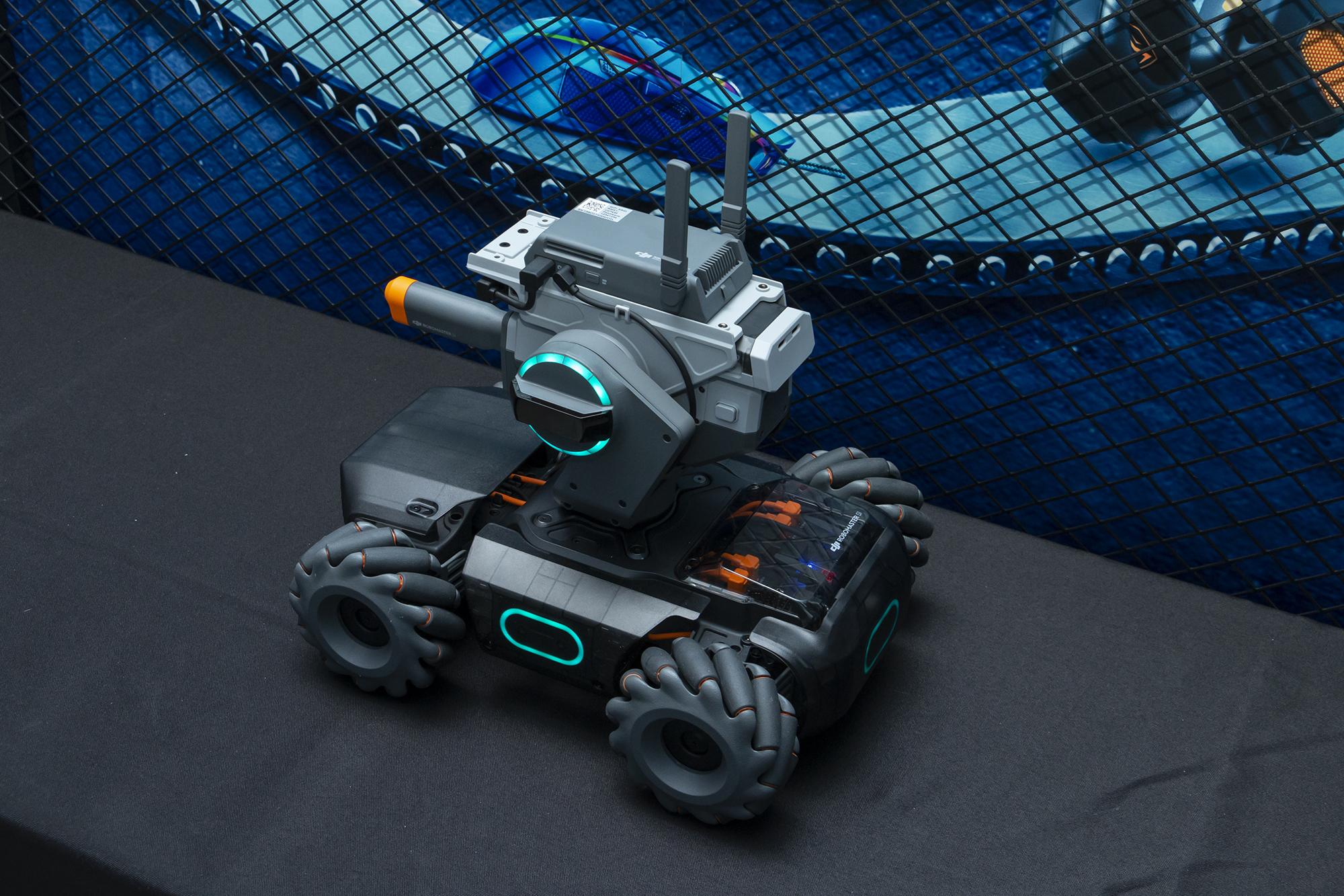 大疆robomaster s1机甲大师测评,国之利器 - 知乎