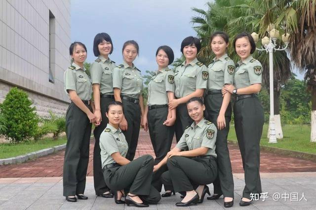 台军女军服女兵图片