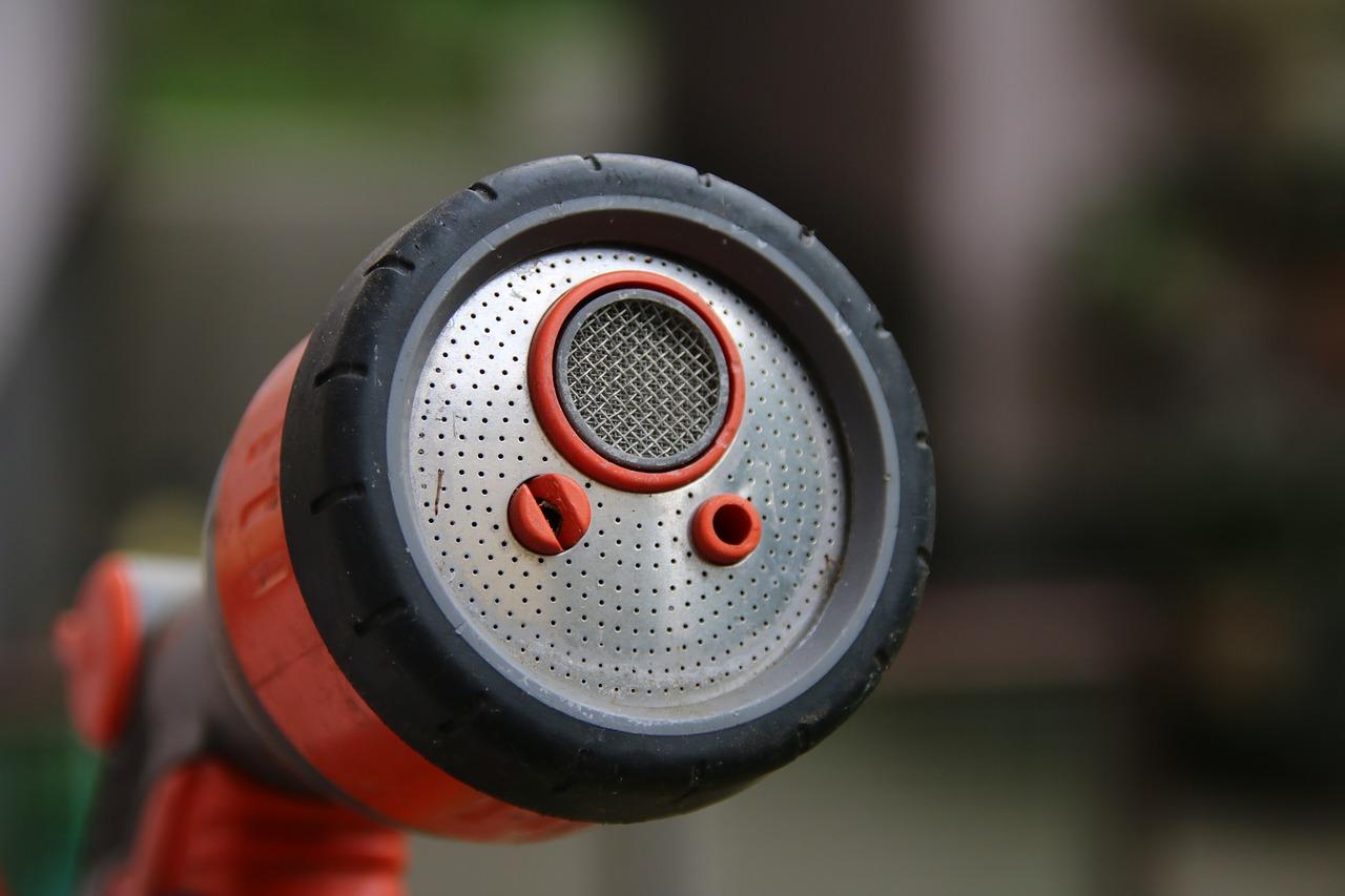 淋浴大喷头怎么安装