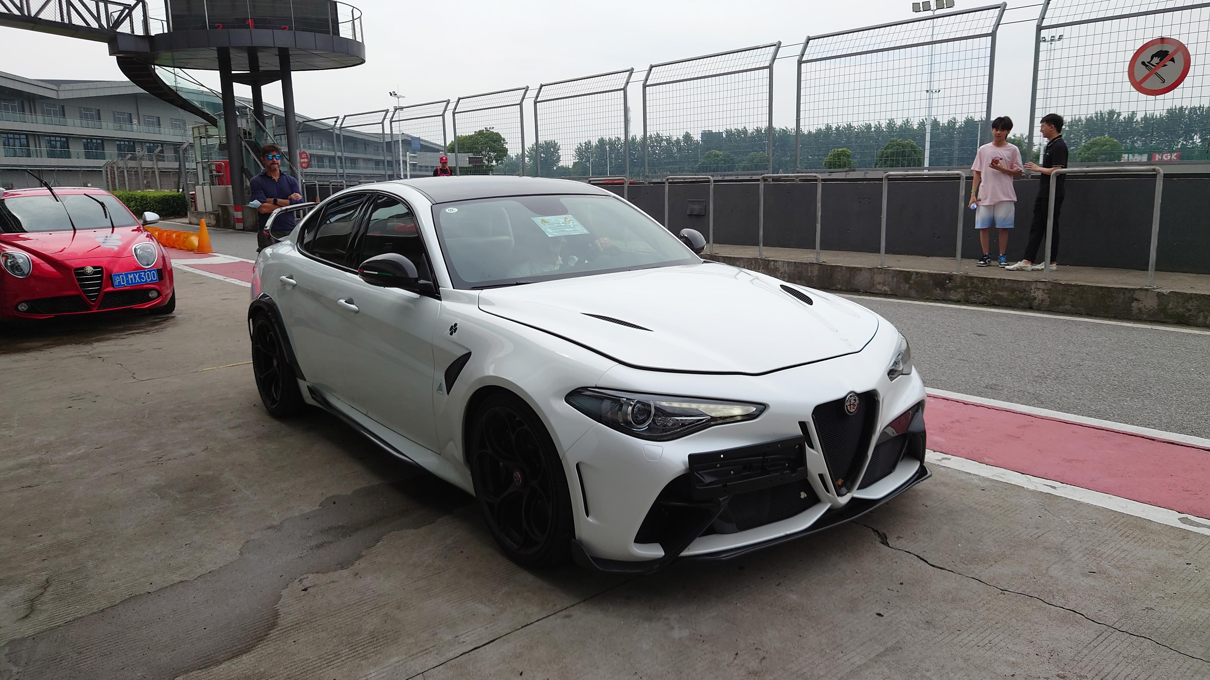 限量发售阿尔法罗密欧giuliagtam亮相国内