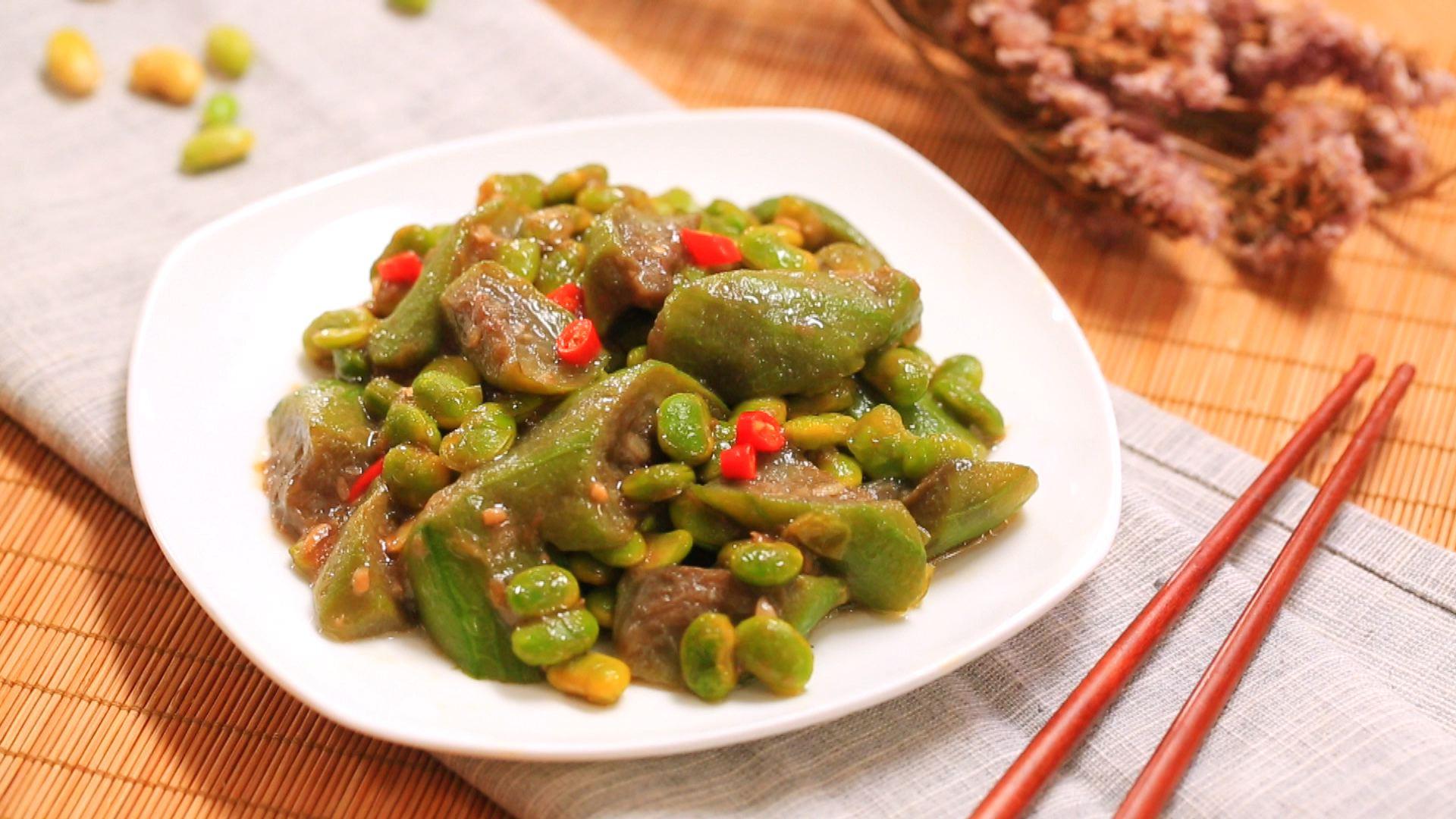 上海妈妈教你做碧绿爽口的“丝瓜毛豆”，做法简单，健康有营养！ - 哔哩哔哩