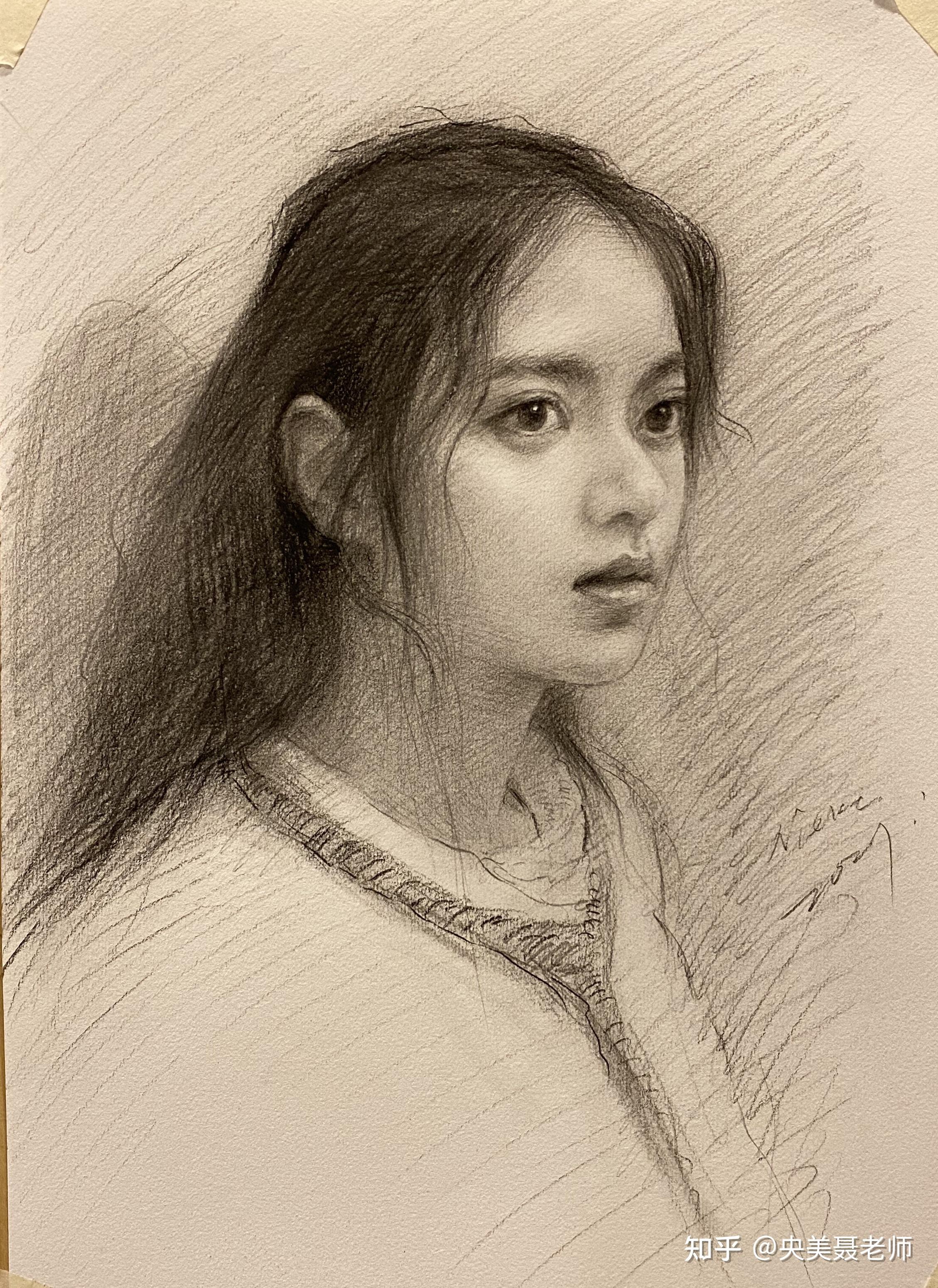 素描美女