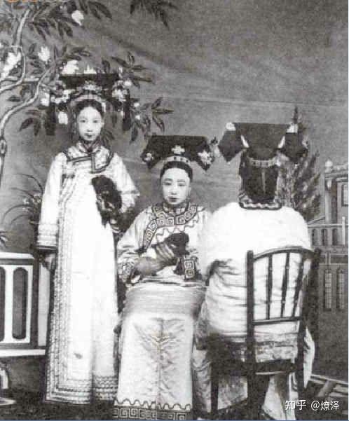 女子服饰篇-清朝 - 知乎
