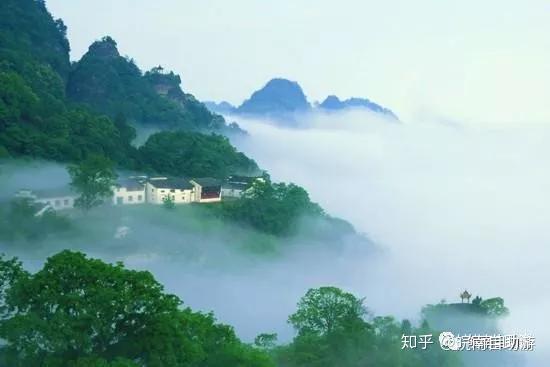 中國竟有兩座齊雲山哪座更值得去玩看完就知道了