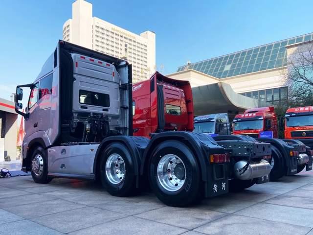 800马力l4级智能驾驶重汽发布黄河x7国产重卡天花板配置