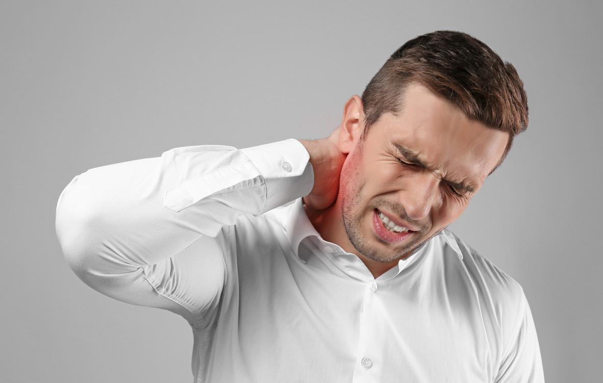 李国民:颈椎病疼痛,医院专家建议你手术,应该怎么办?