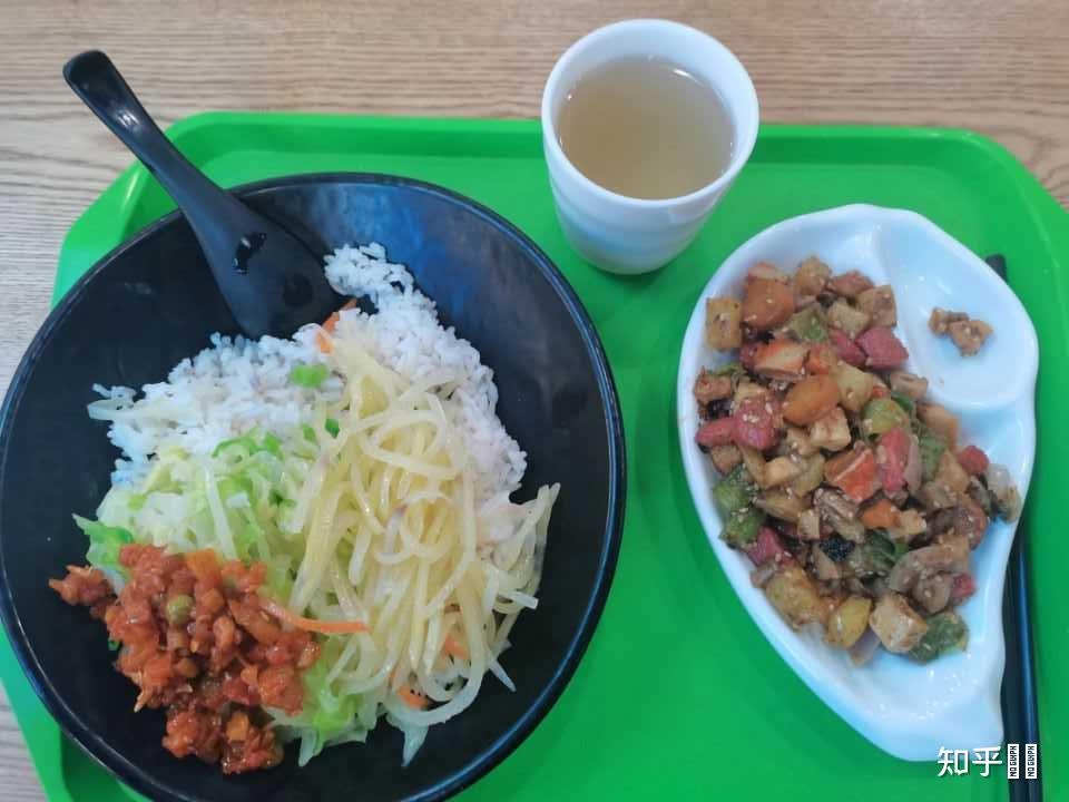 一句话描述南京中医药大学的食堂有多好吃? - 知乎