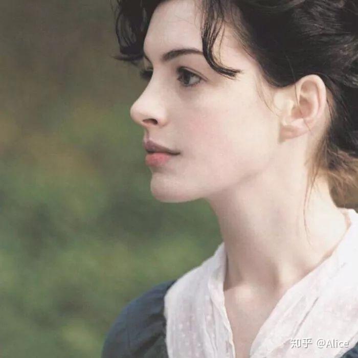 有哪些欧美女明星的照片很适合当头像