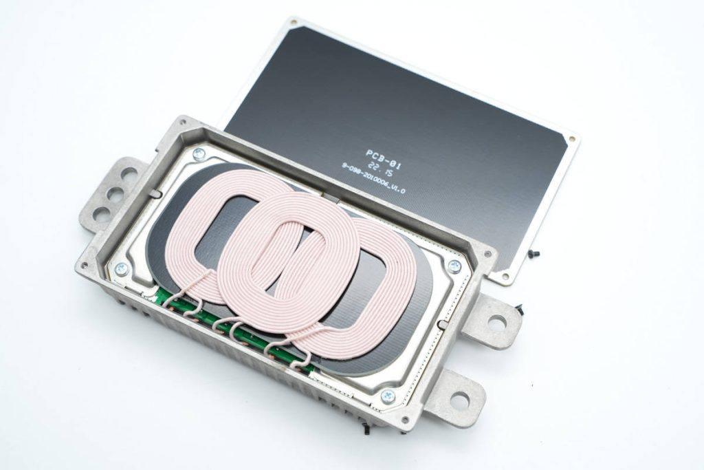 拆解报告:byd比亚迪汽车原装手机无线充电模块