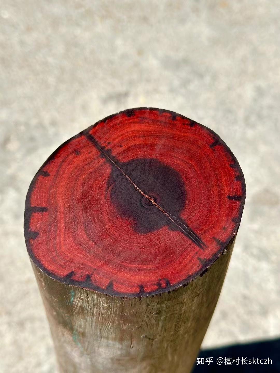 小叶紫檀掉色,是假的吗?