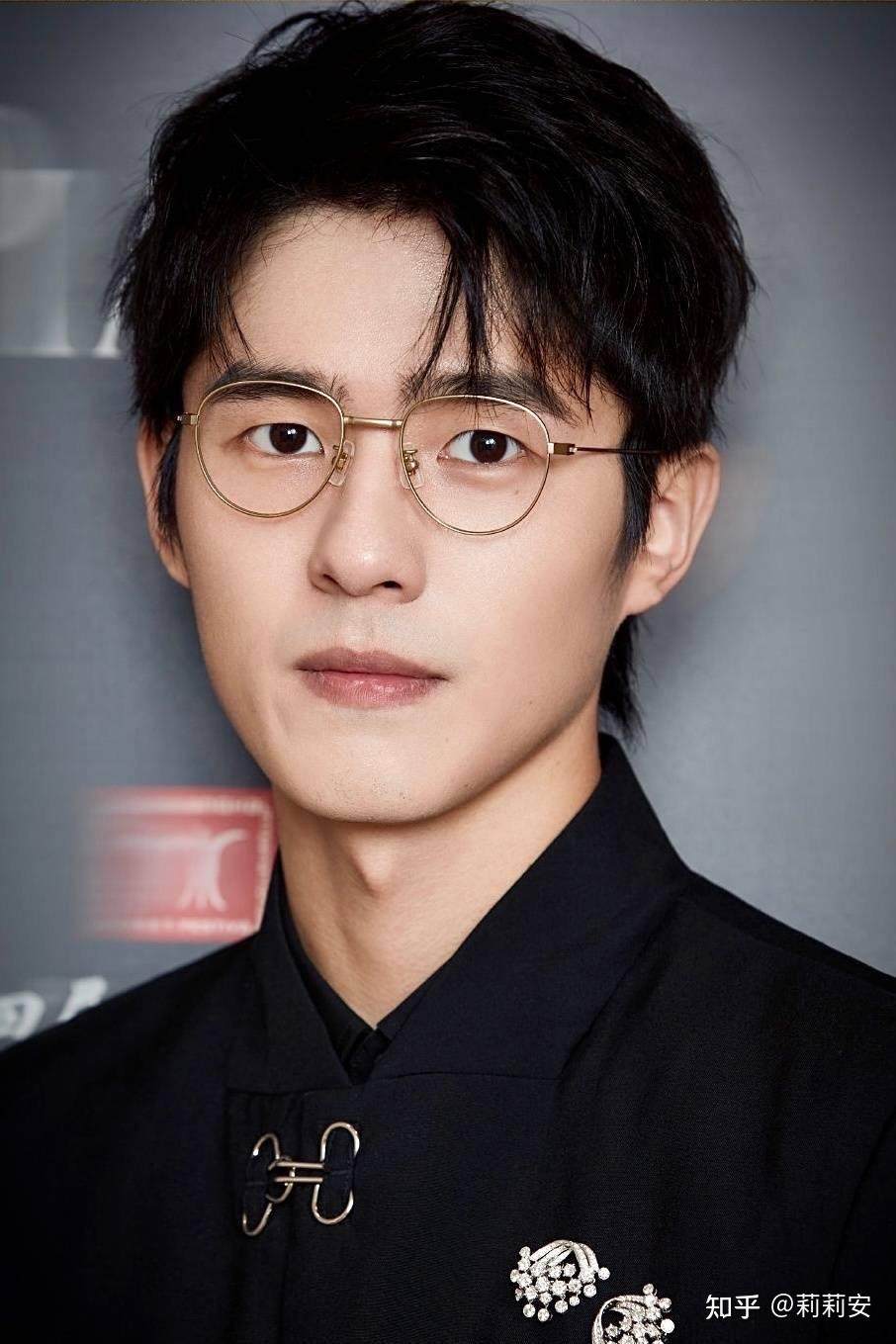 刘昊然到底帅在哪了? - 知乎