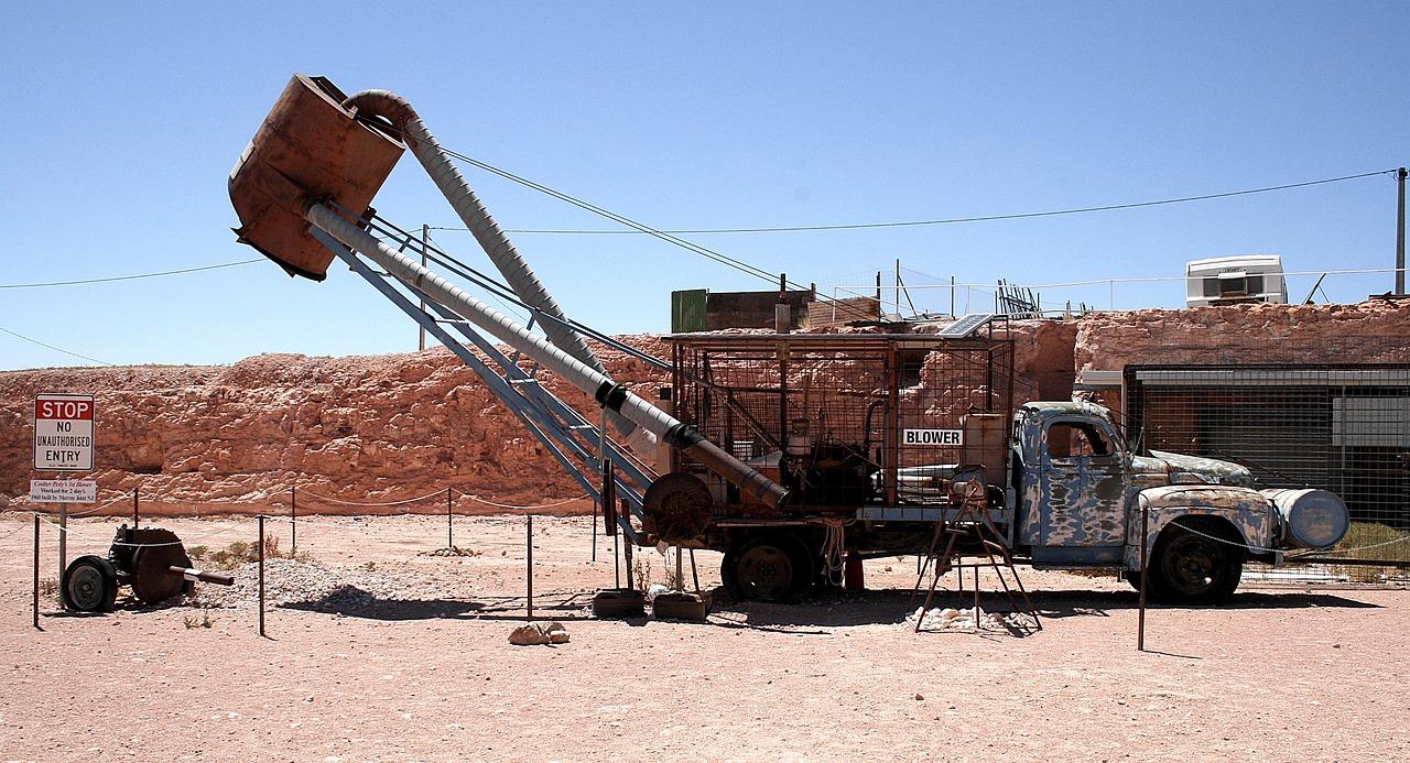 2. 锰钢价格走势