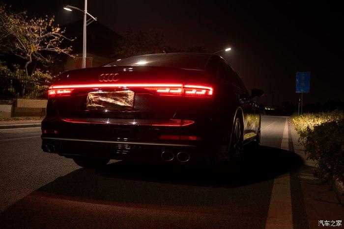新人报到奥迪a6l改a8款贯穿式尾灯分享
