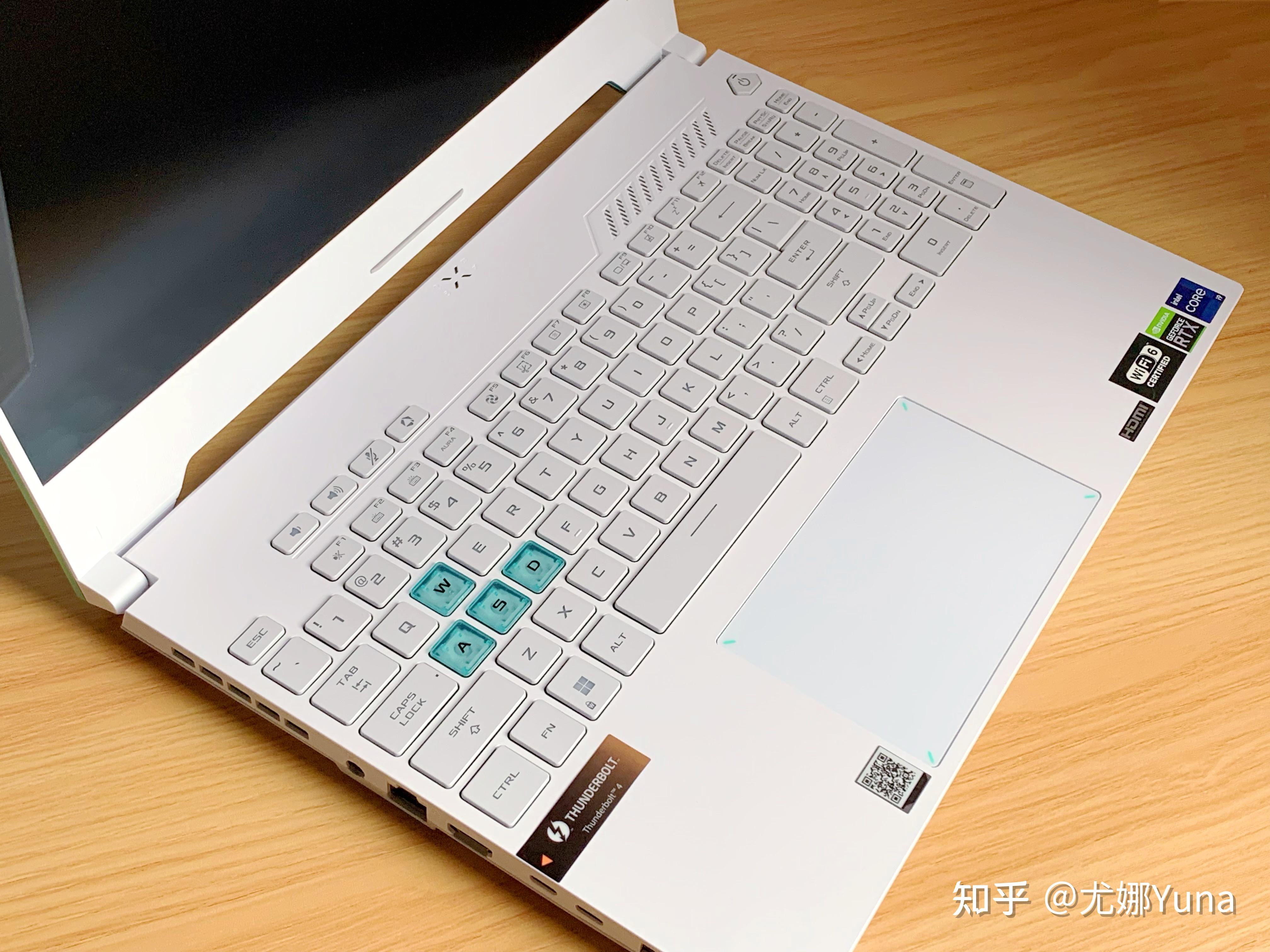 外观:"魔幻青"靓丽依旧 新增pd充电