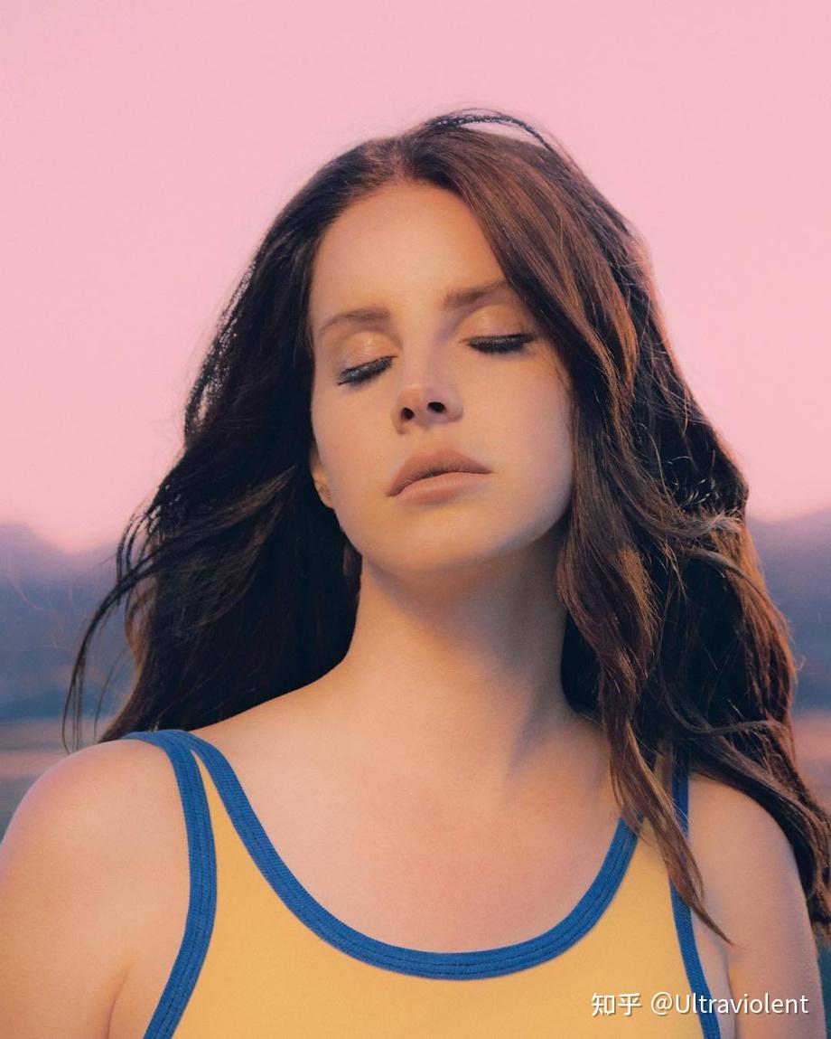 如何评价打雷姐(lana del rey)的长相?