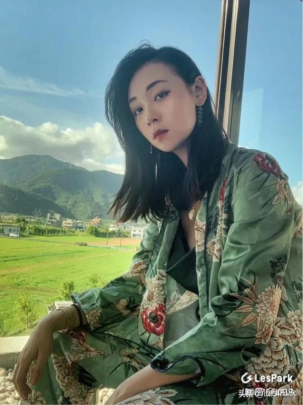 看完这对超甜les拉拉cp 我先弯为敬 知乎