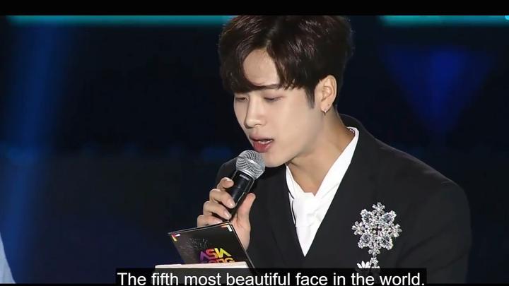 英语口语视频英语韩语无缝转换语言锦鲤王嘉尔