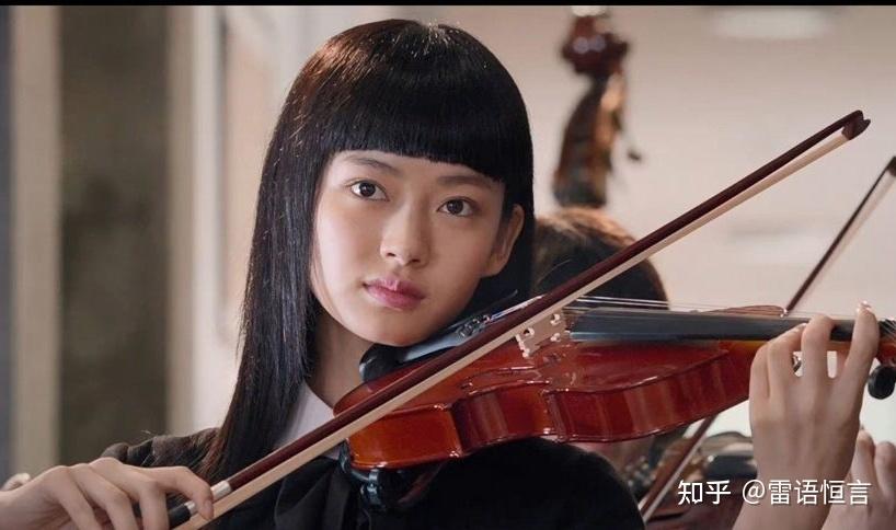 如何评价电影《闪光少女》里的斗琴?