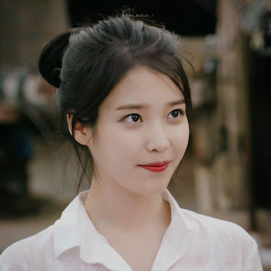 有没有iu丸子头吊带的照片?