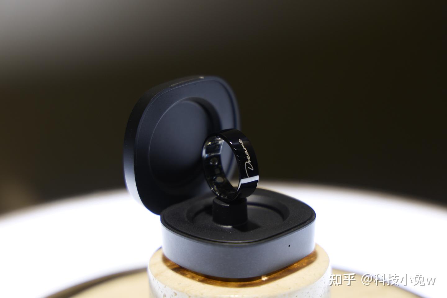 为什么是戒指？从追觅戒指Glow看AI健康监测如何走向“低存在感时代”