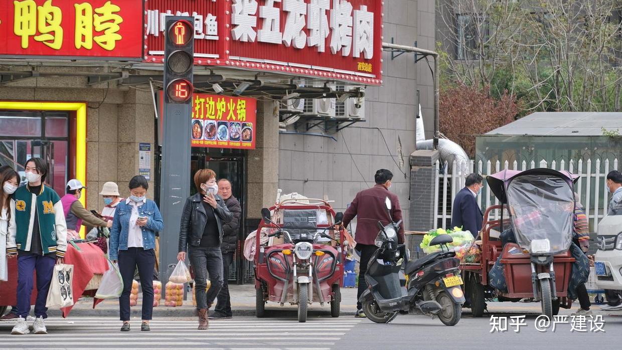 小本钱摆地摊违法吗怎么处理(小本钱摆地摊违法吗怎么处理呢)