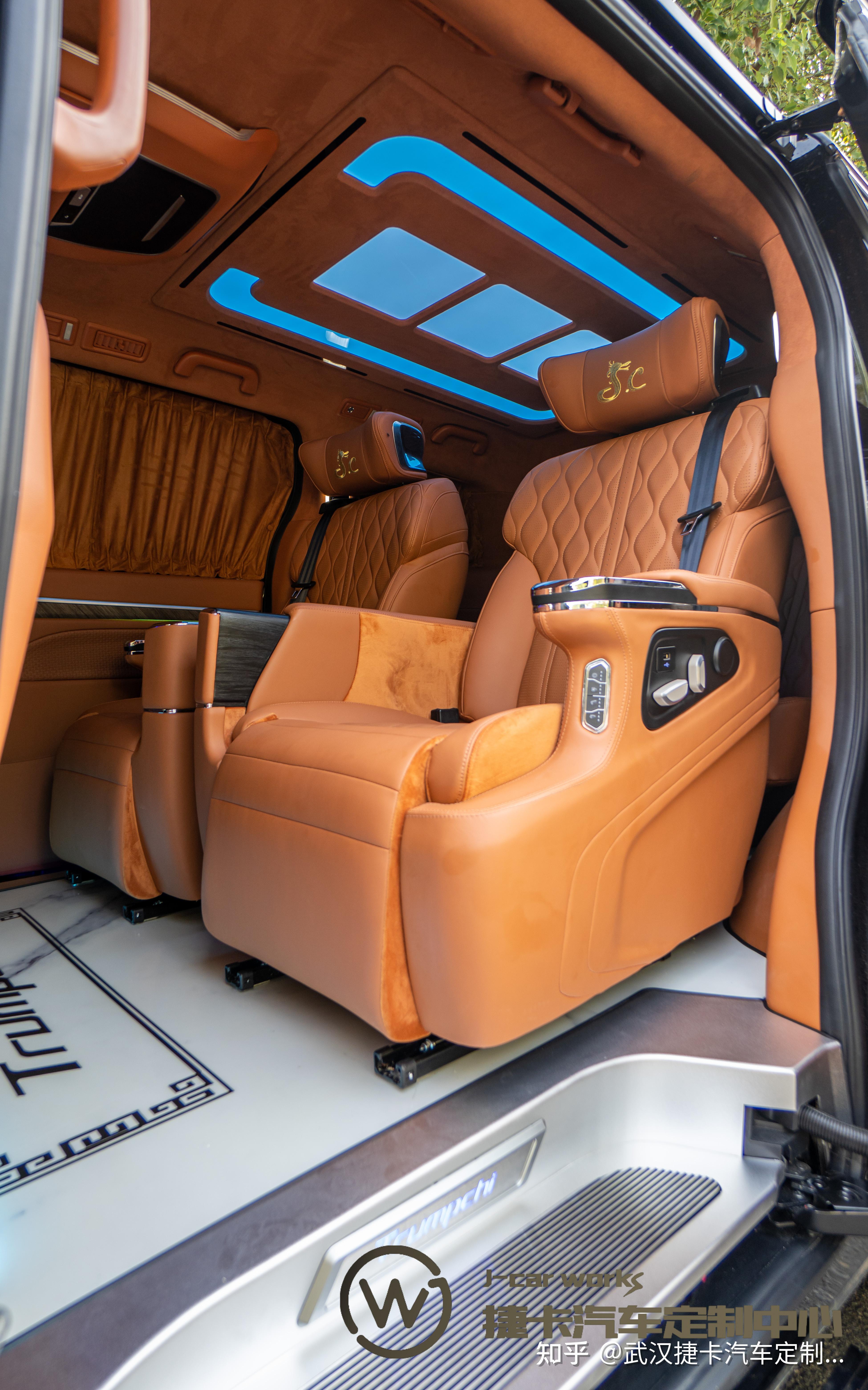 传祺m8改色黑金外观定制款内饰