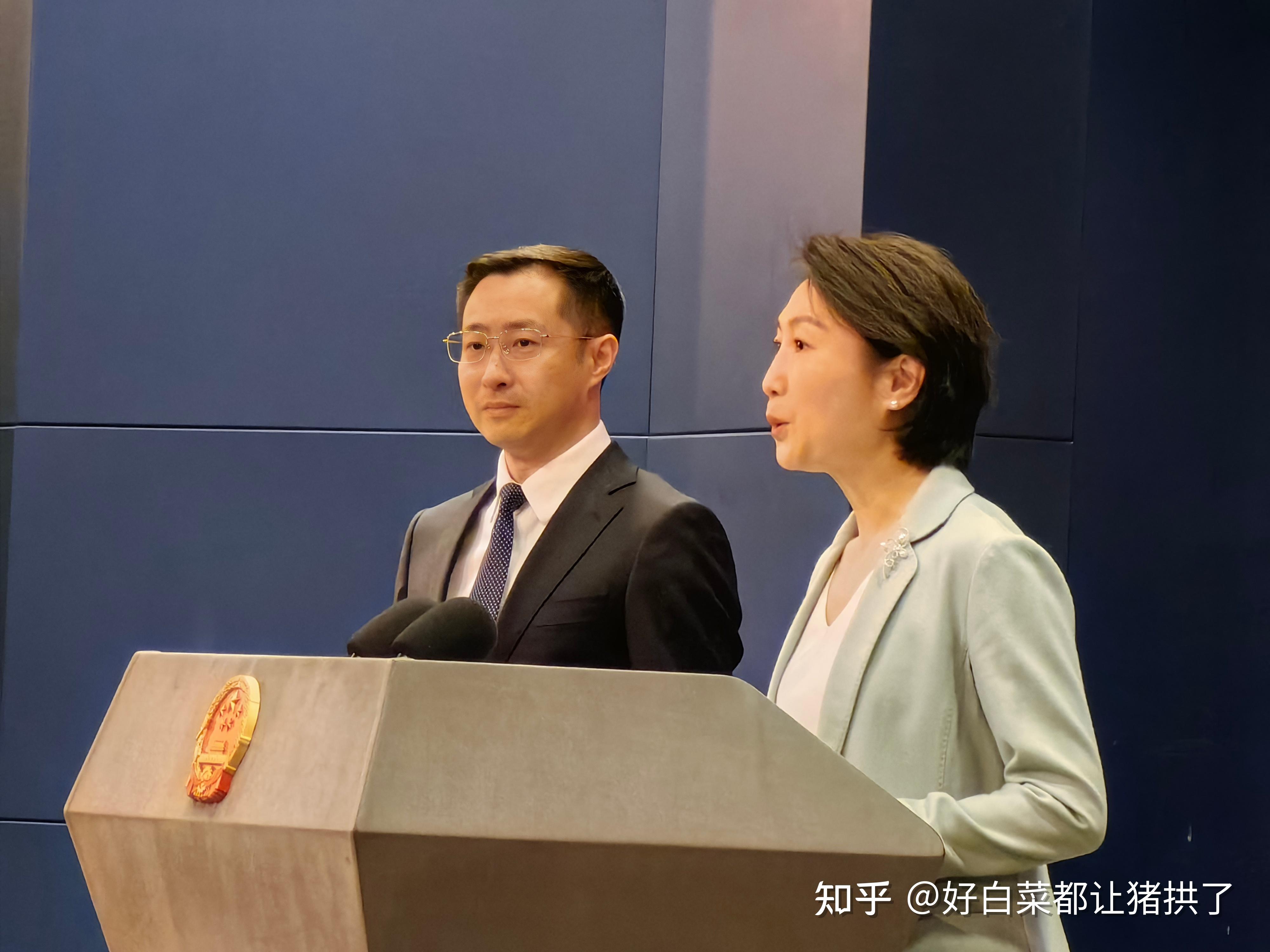 3月18日中国外交部第34任发言人林剑正式主持外交部例行记者会哪些