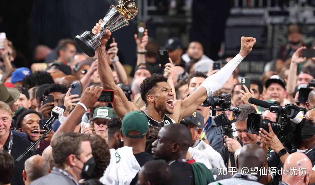 狂轰5014荣膺fmvp字母哥率队连扳四场雄鹿时隔50年再夺冠