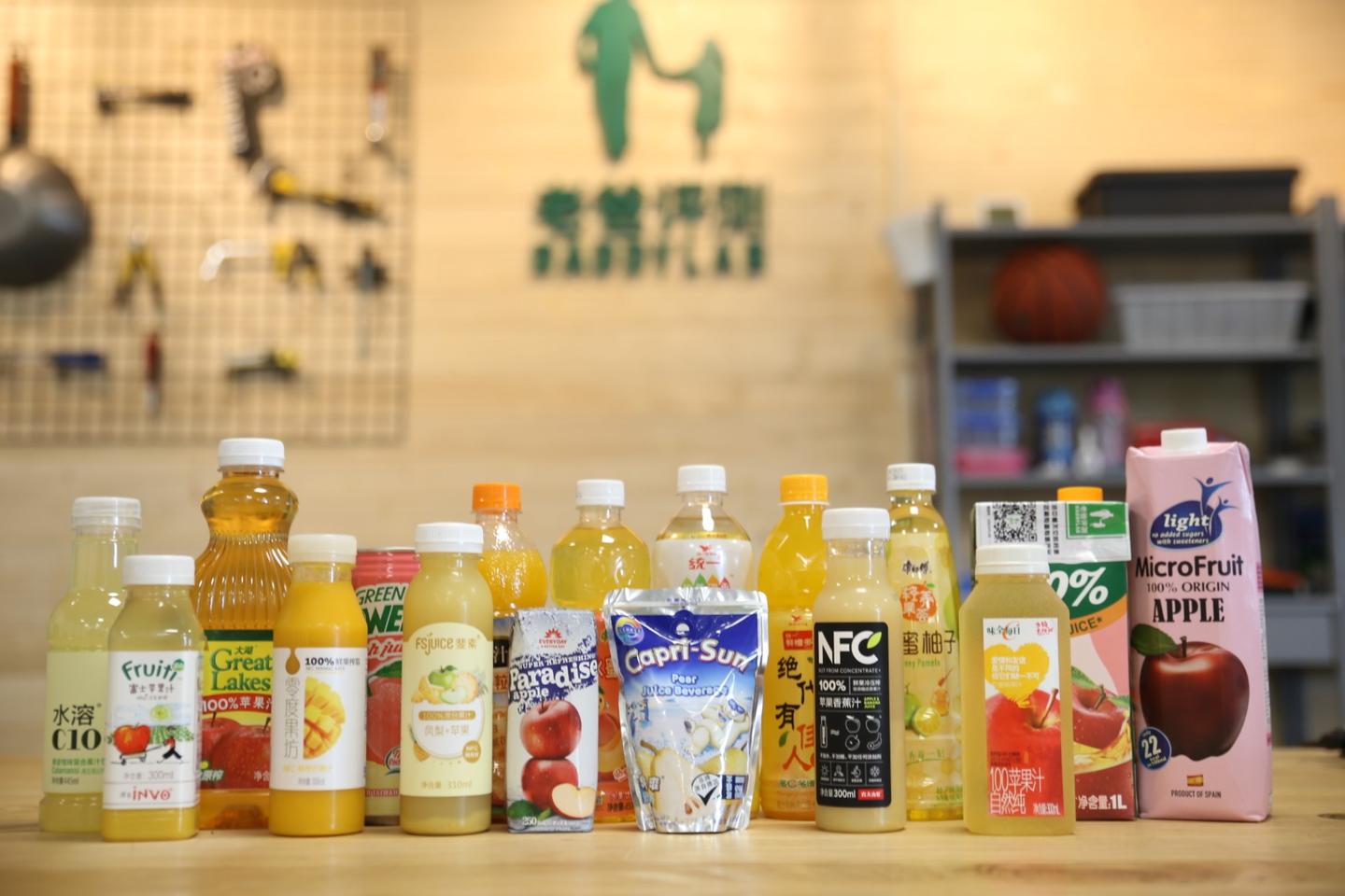 老爸评测 教你如何分辨市面上琳琅满目的果汁饮料 知乎 