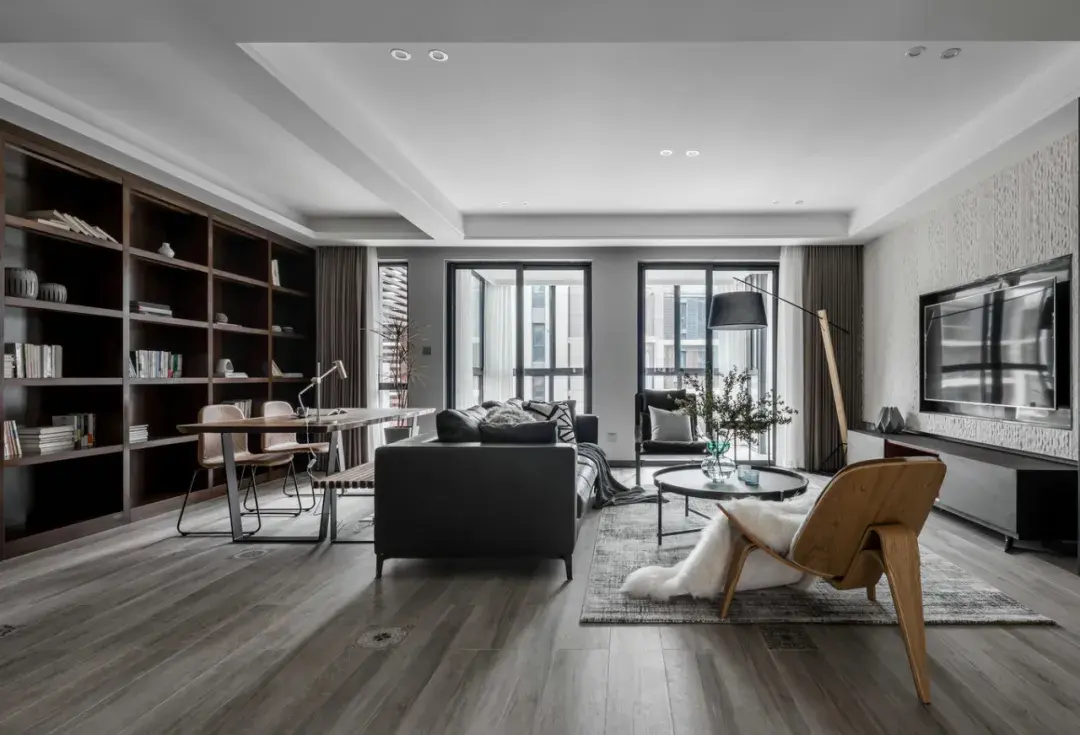 餐厅,可以挪挪挪到一边去,想要书房的小伙伴,可不能放过大横厅.