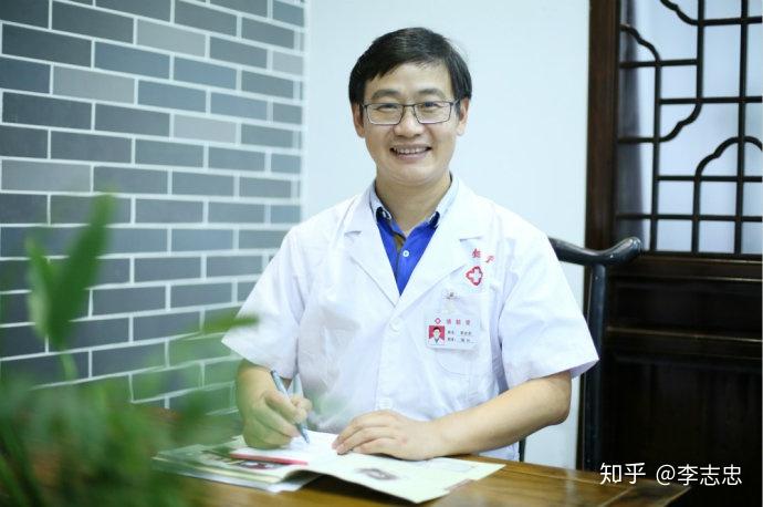 转载自大河报一个皮肤科医生的工匠精神