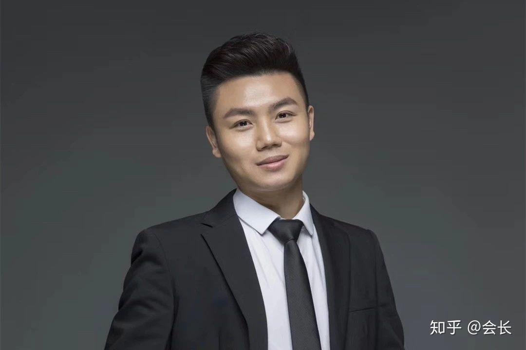 冯明强班花麻辣烫创始人刘梓舟成都掌上互动副总经理