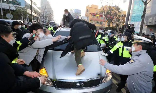 4000万民众抗议,总统下跪,素媛案原犯还是出狱了