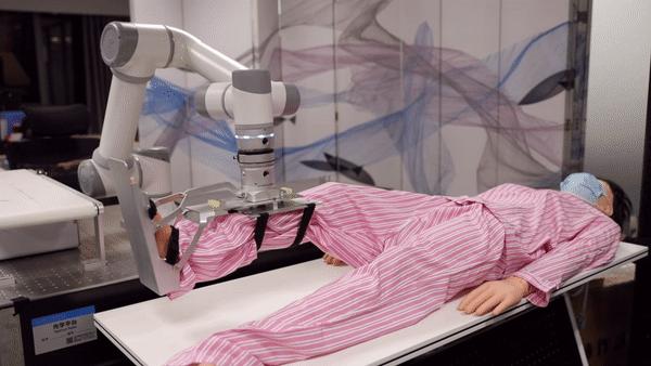 法奥意威:协作机器人在康养领域的联名输出 