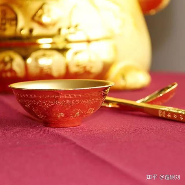 三年前您欢天喜地地花3万多买了100克的黄金饰品,现在因为手头紧张