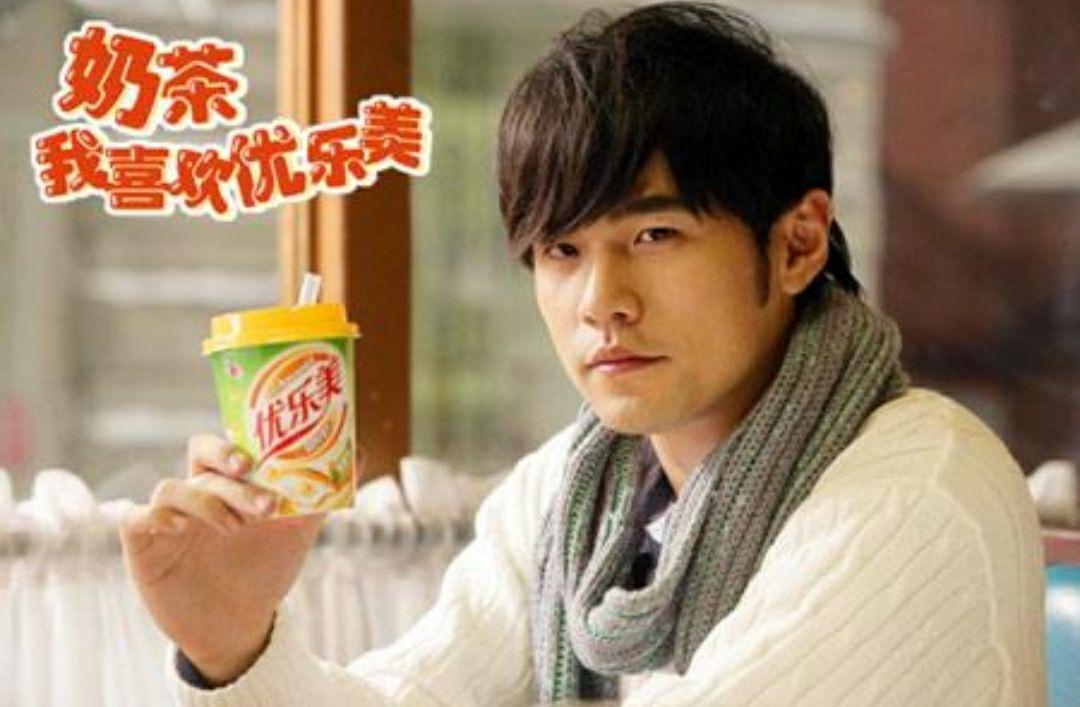 如何看待周杰伦最爱奶茶品牌 machi machi 上海首店炒到 300 块一杯?