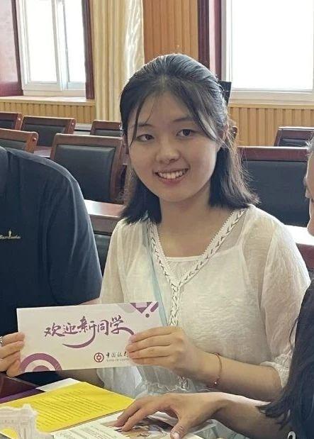 南阳一中职晨雨718分,为2023年河南高考理科状元,被北京大学元培学院