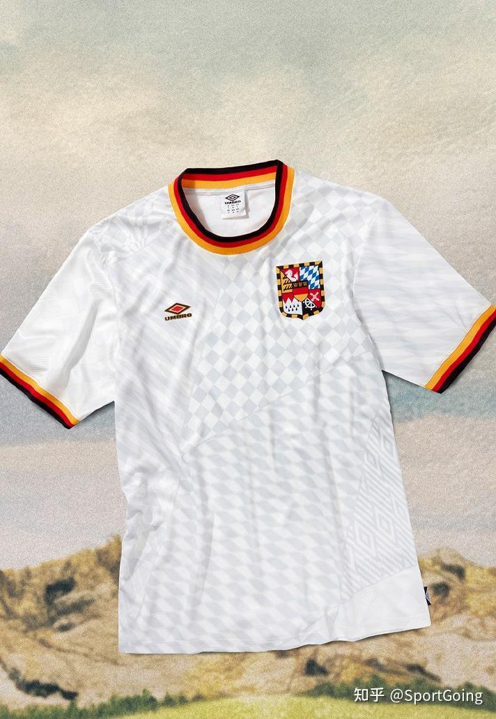 在欧洲杯开启前夕,茵宝推出"united by umbro"系列球衣