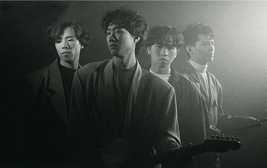 又是个阳光明媚的早晨,你却很难想象这暖暖的阳光代表着什么