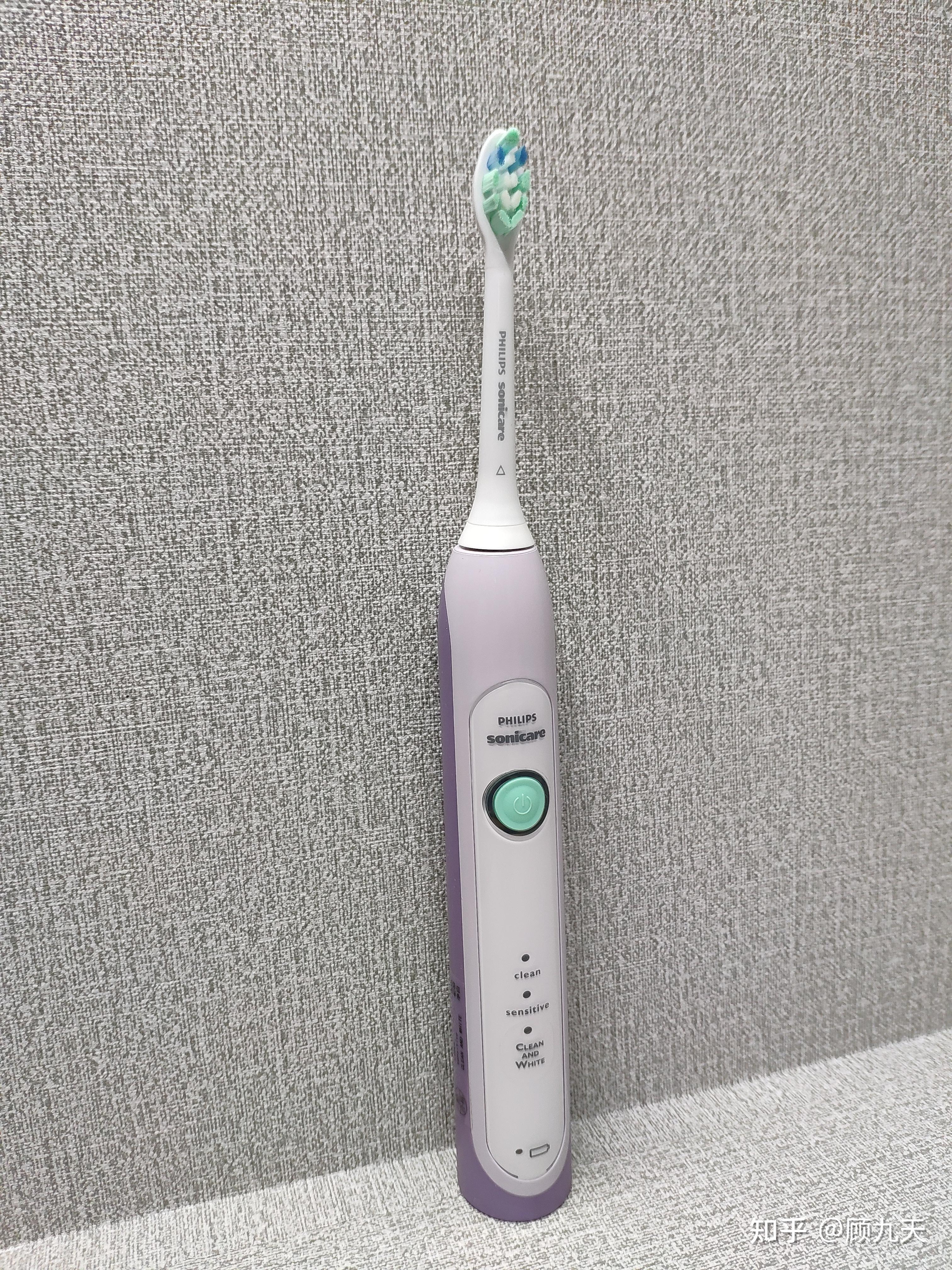 飞利浦电动牙刷官网价 v2-ffccd8f2200c8296b609746619223090_r.jpg